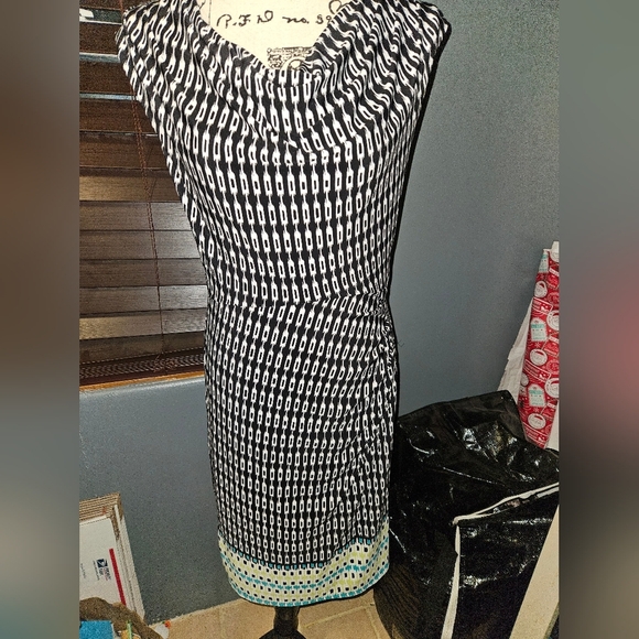 The Limited Womans Sleeveless Dress Size Xs - Picture 1 of 15